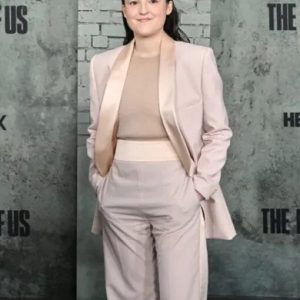 The Last Of Us 2023 Bella Ramsey Pink Suit