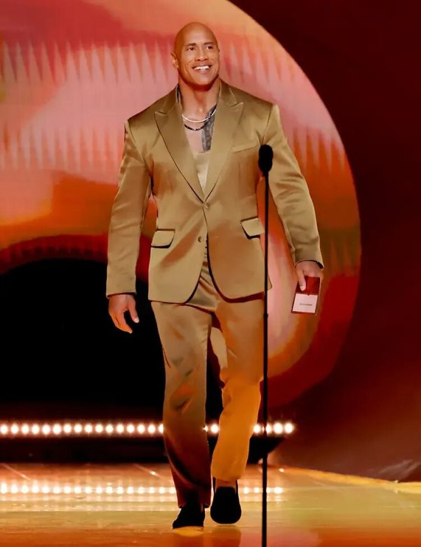 Grammy 2023 Dwayne Johnson Golden Suit