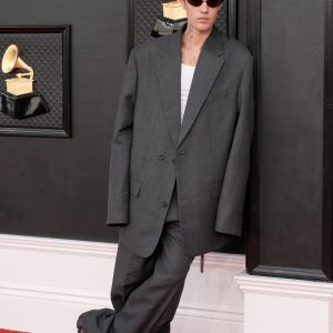 Grammys 2022 Justin Bieber Oversized Suit