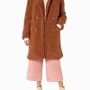 Heartstopper 2022 Elle Argent Fur Coat